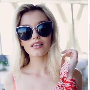 🕶Quay Australia “My Girl” Cat-eye Sunglasses🕶